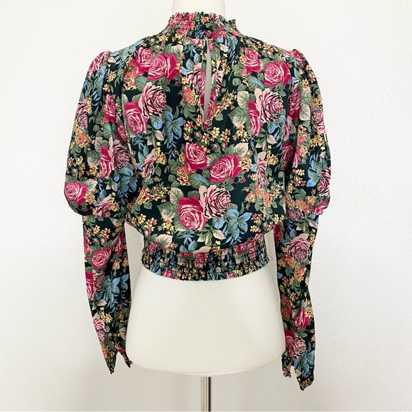 WAYF Dutchess Smocked Puff Sleeve Floral Print Top - Picture 2 of 4